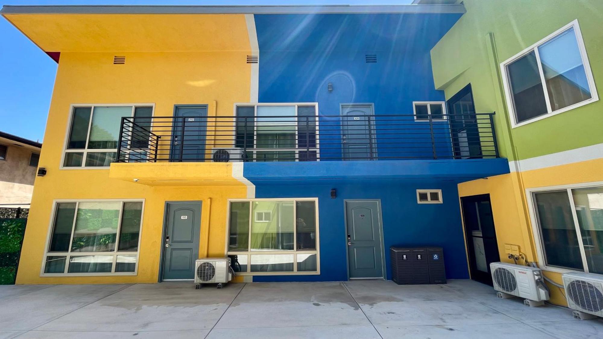 Quintessence Aparthotel Los Angeles Extérieur photo