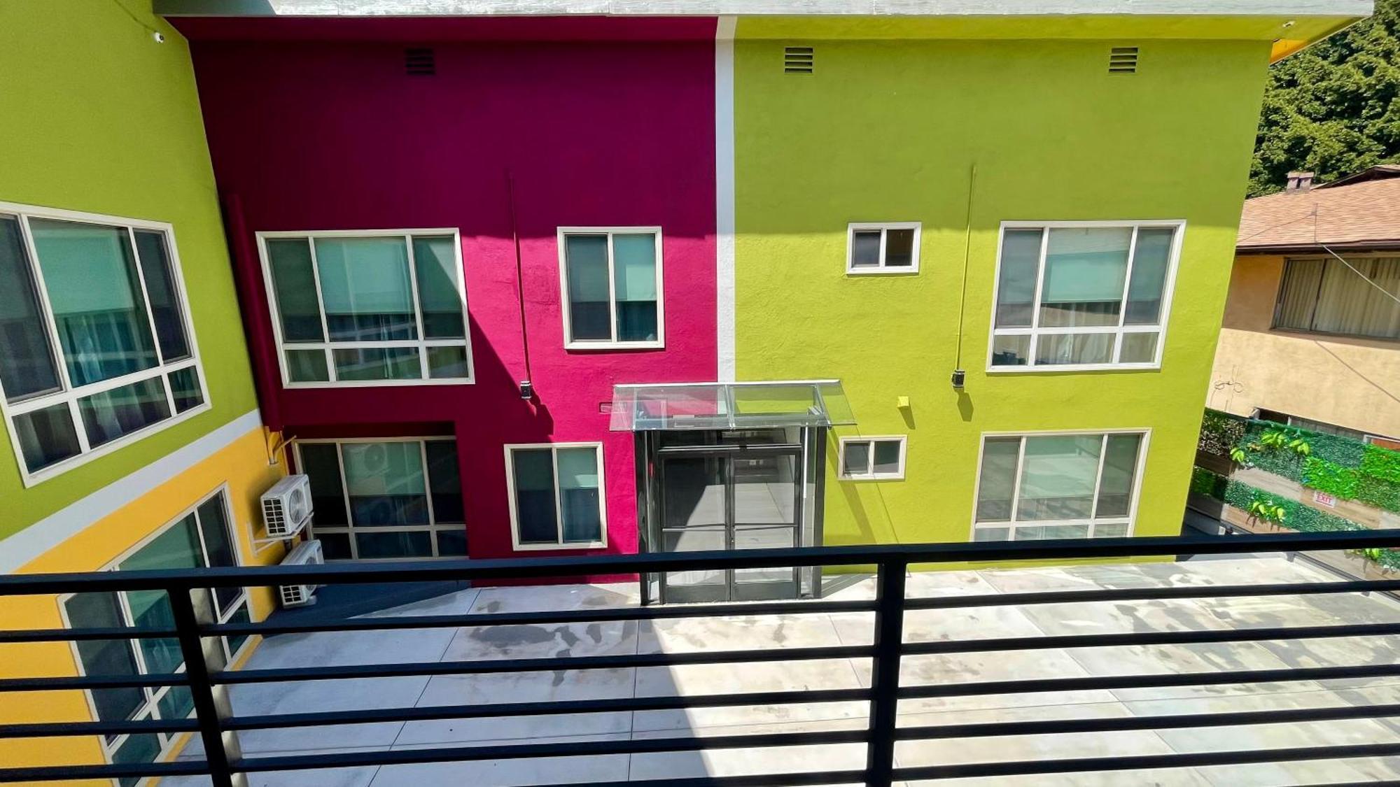 Quintessence Aparthotel Los Angeles Extérieur photo